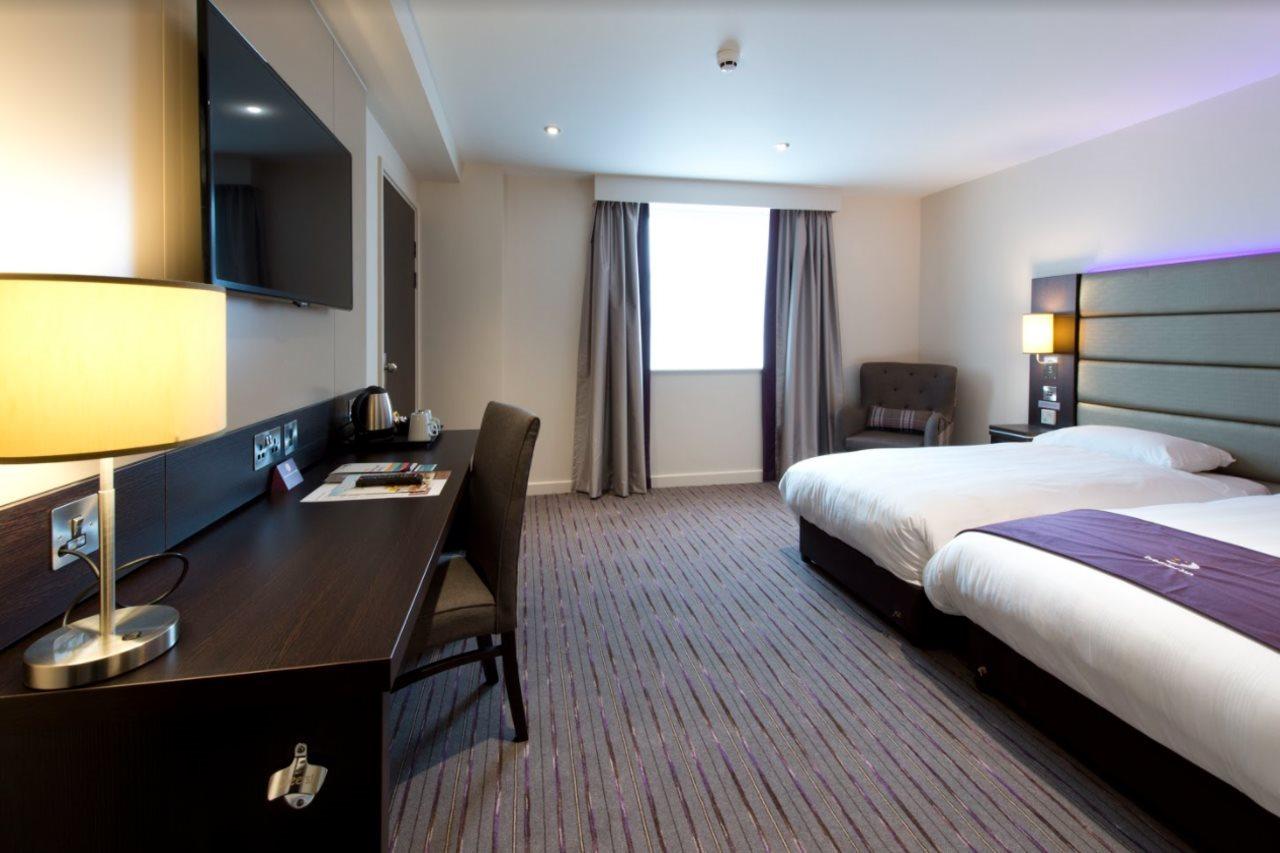 Premier Inn Leeds Headingley Kültér fotó