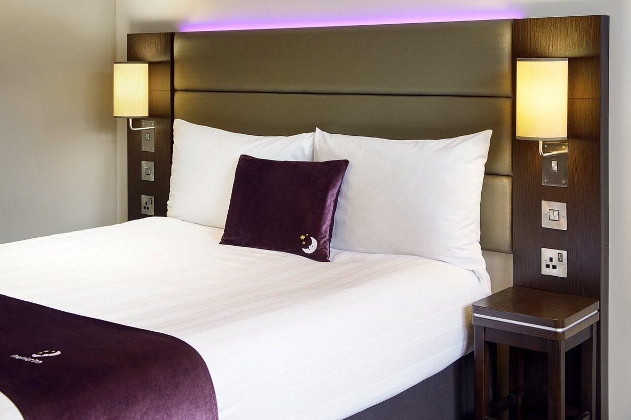 Premier Inn Leeds Headingley Kültér fotó