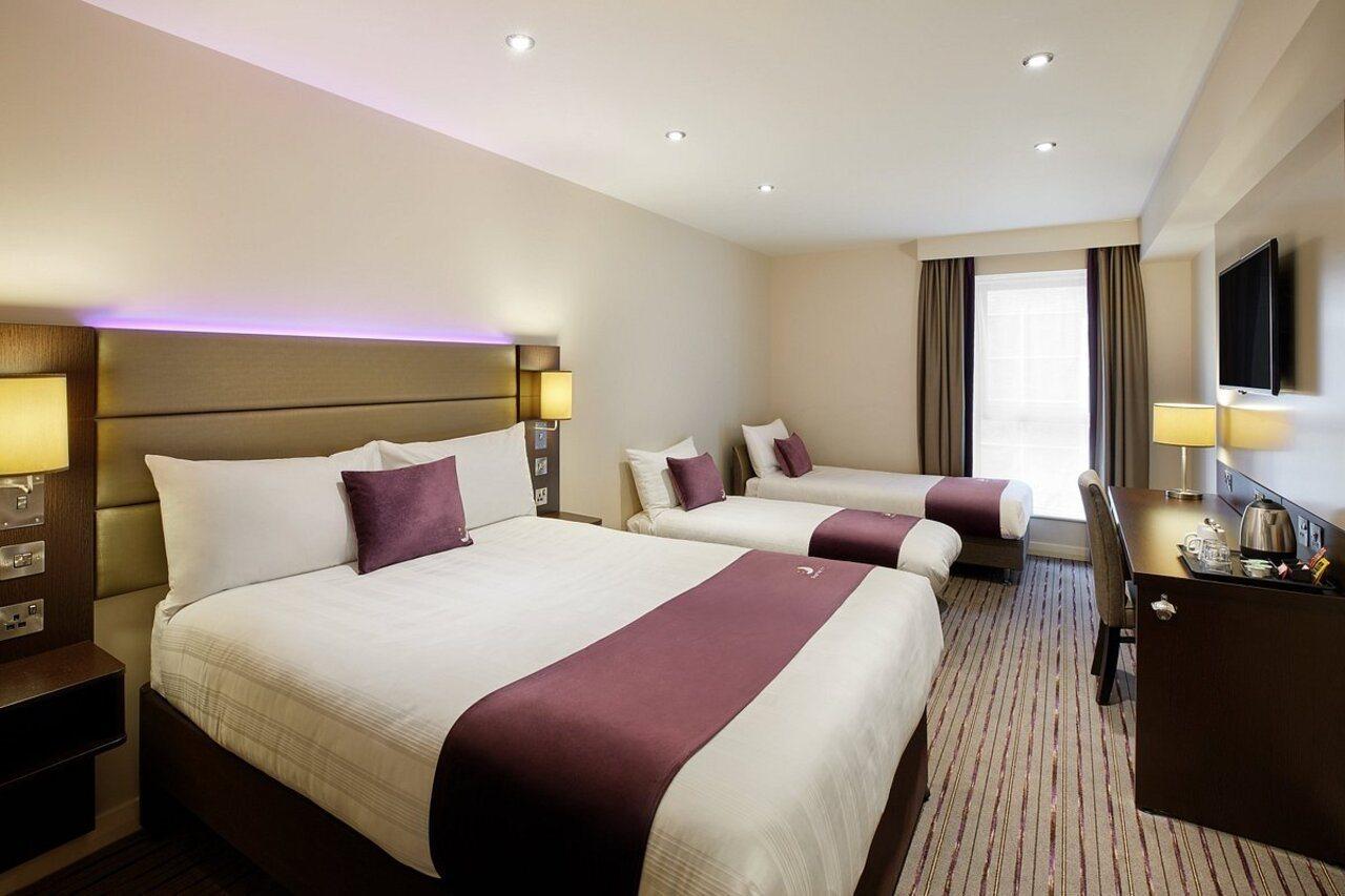 Premier Inn Leeds Headingley Kültér fotó